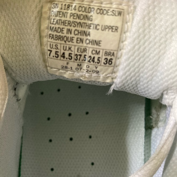 Skechers Sneakers - Picture 5 of 16